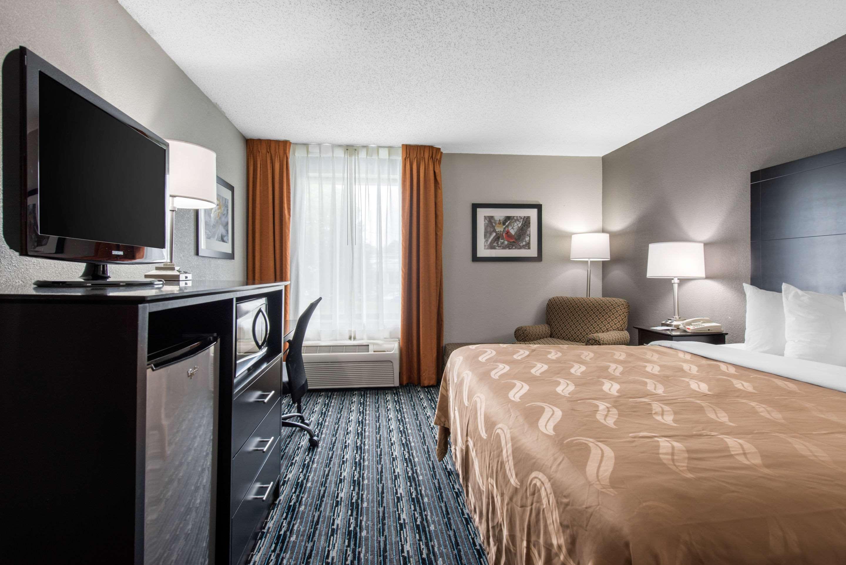Quality Inn & Suites Brownsburg - Indianapolis West Экстерьер фото