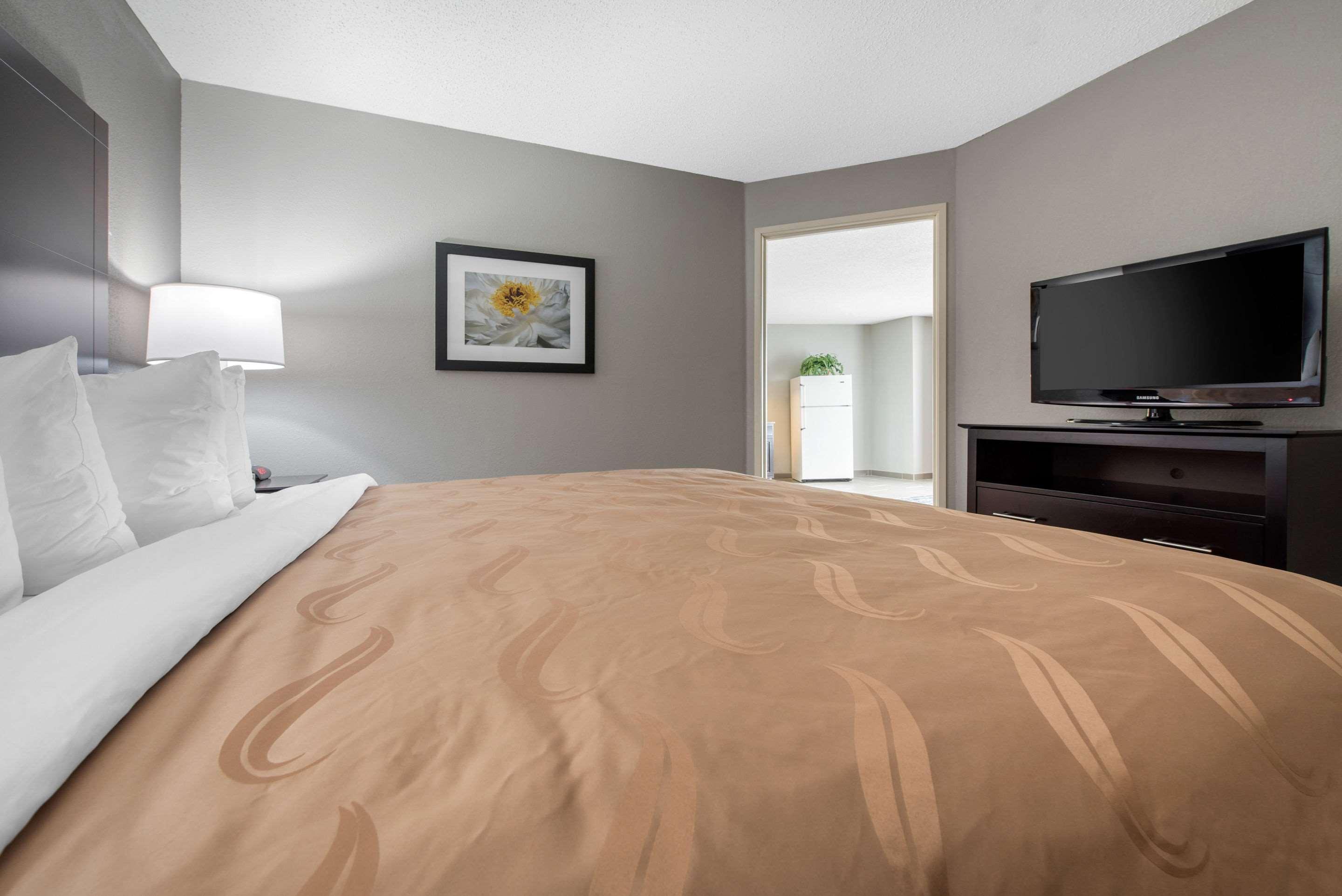 Quality Inn & Suites Brownsburg - Indianapolis West Экстерьер фото